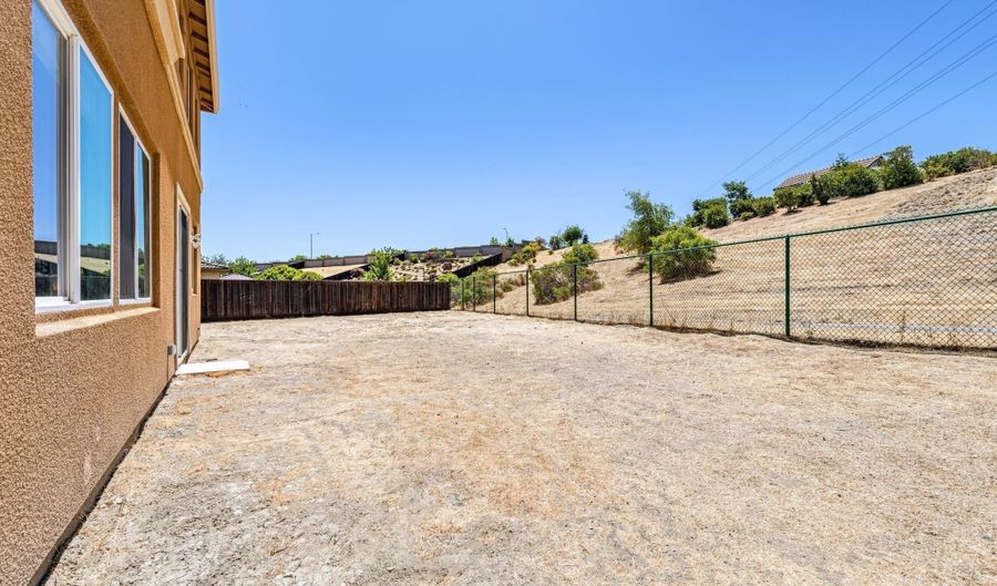 4576 Benton St, Antioch, CA 94531 - 4 Beds, 3 Bath