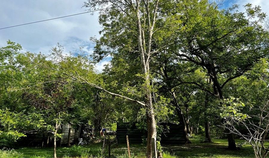 555 COUNTY ROAD 31, Angleton, TX 77515 - 0 Beds, 0 Bath