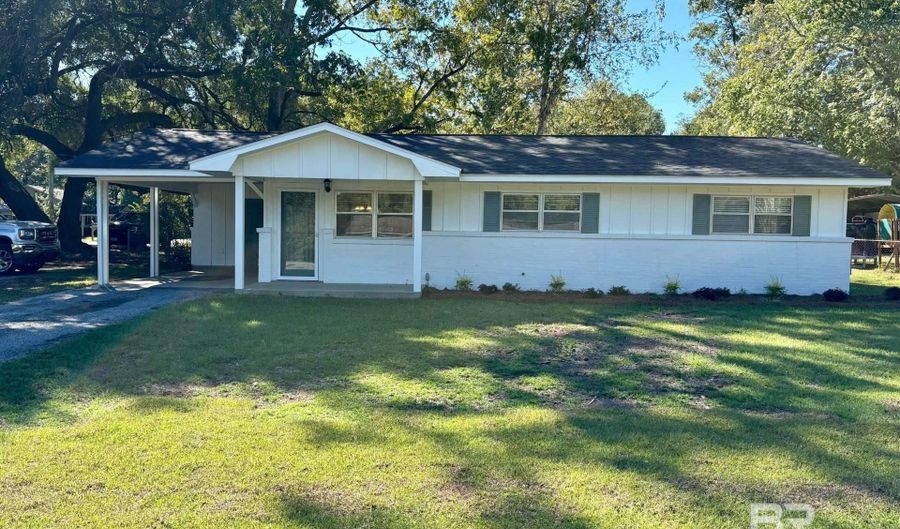 1701 Auburn Ave, Bay Minette, AL 36507 - 3 Beds, 1 Bath