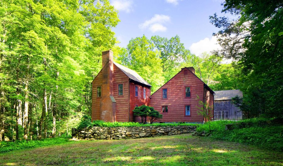 37 Lower Barrack Rd, Canaan, CT 06031 - 4 Beds, 3 Bath