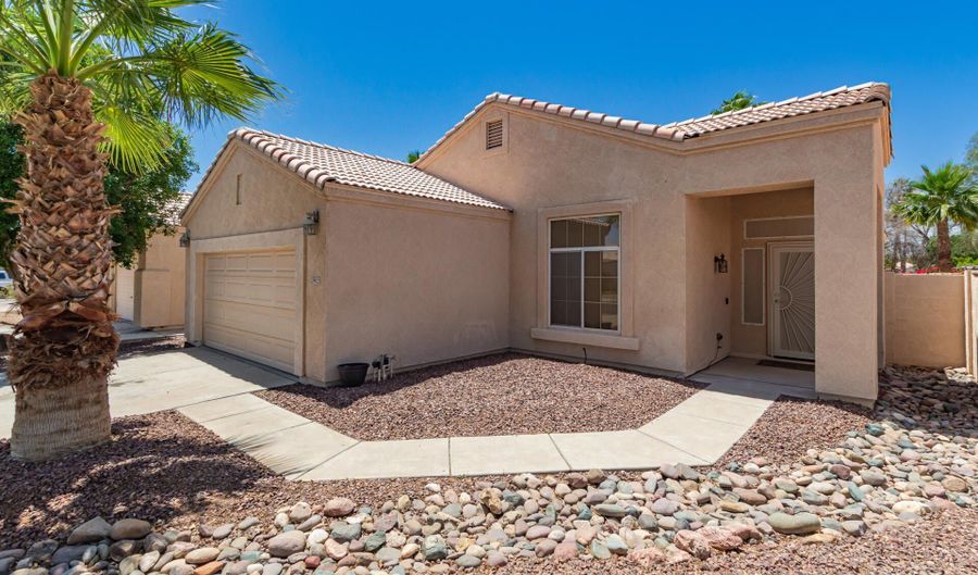 2922 N 107TH Dr, Avondale, AZ 85392 - 3 Beds, 2 Bath