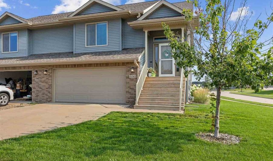 1162 Mary Ln, North Liberty, IA 52317 - 3 Beds, 3 Bath