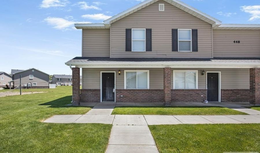 448 Raven Way #A, Chubbuck, ID 83202 - 2 Beds, 2 Bath