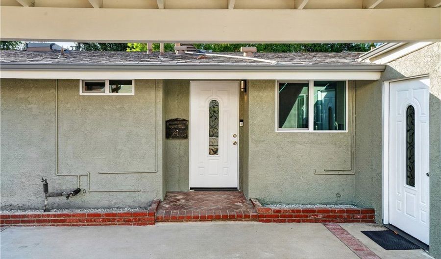 9336 Sophia Ave, Los Angeles, CA 91343 - 5 Beds, 2 Bath