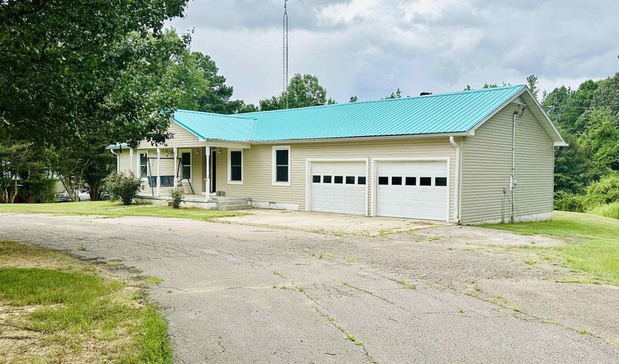 287 GILCHRIST STANTONVILLE, Adamsville, TN 38310 - 3 Beds, 2 Bath