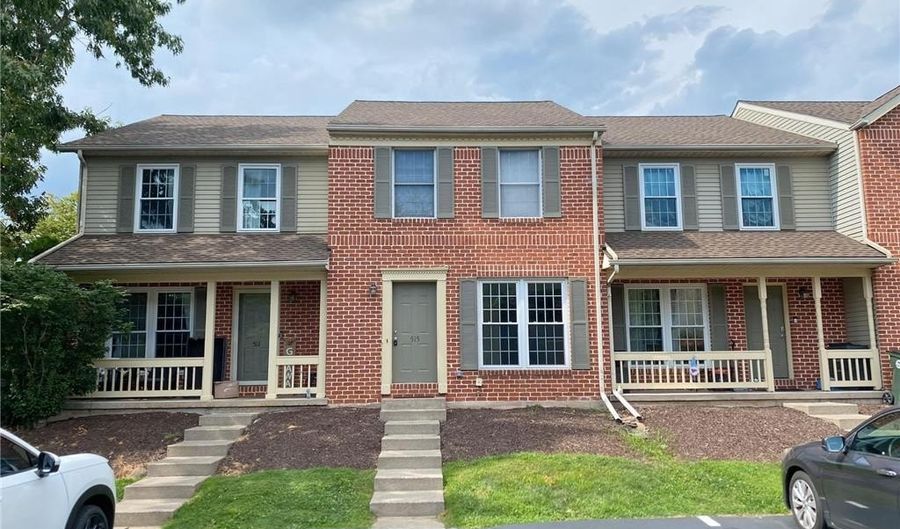 515 Ponds Edge Ln, Allentown, PA 18104 - 2 Beds, 3 Bath