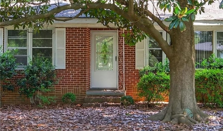 2850 Cherokee Rd, Athens, GA 30605 - 2 Beds, 1 Bath