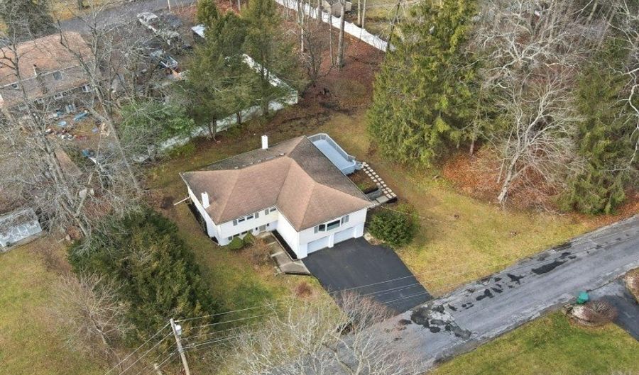 4 Rainbow Trl, Alloway, NJ 07422 - 3 Beds, 2 Bath