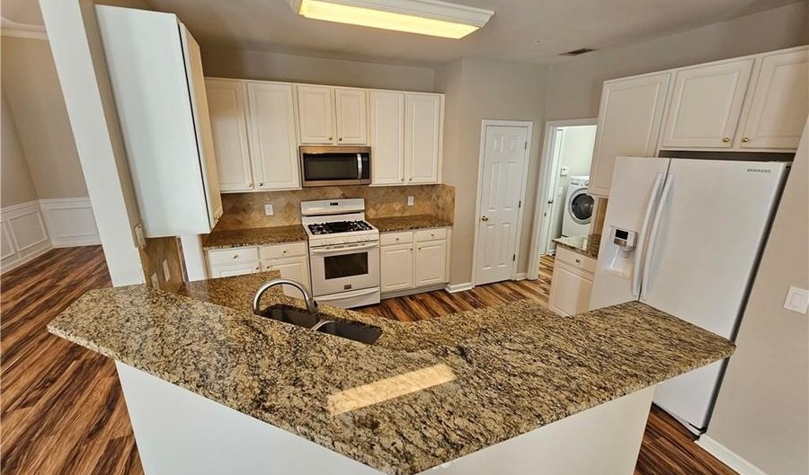1550 Argonne Ln, Alpharetta, GA 30004 - 3 Beds, 3 Bath