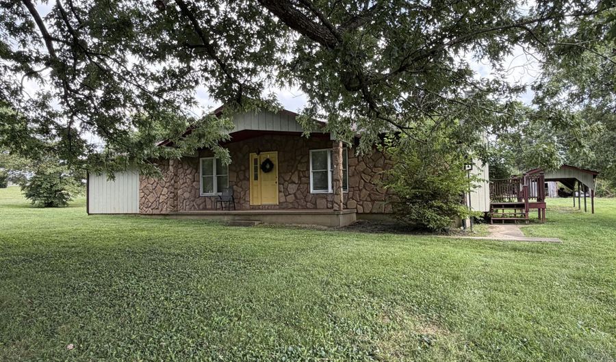 2410 Plum Run Rd, Bardstown, KY 40004 - 3 Beds, 2 Bath