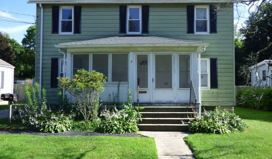 9 Fleetwood Ave, Bethel, CT 06801 - 4 Beds, 2 Bath