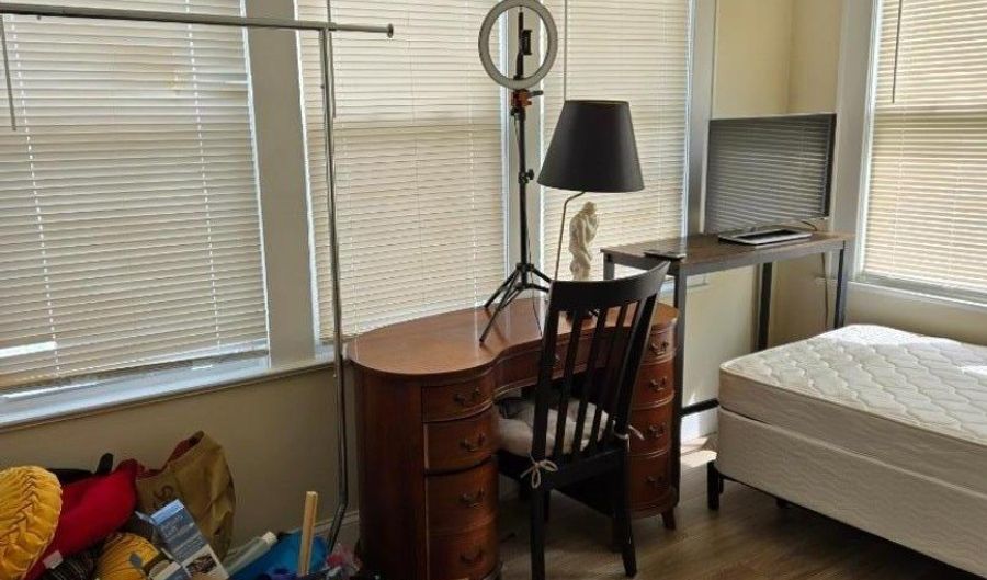 70 Overlook Ave 2, Belleville, NJ 07109 - 3 Beds, 1 Bath