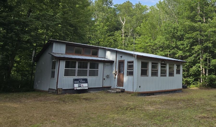 726 S Arm Rd, Andover, ME 04216 - 0 Beds, 1 Bath