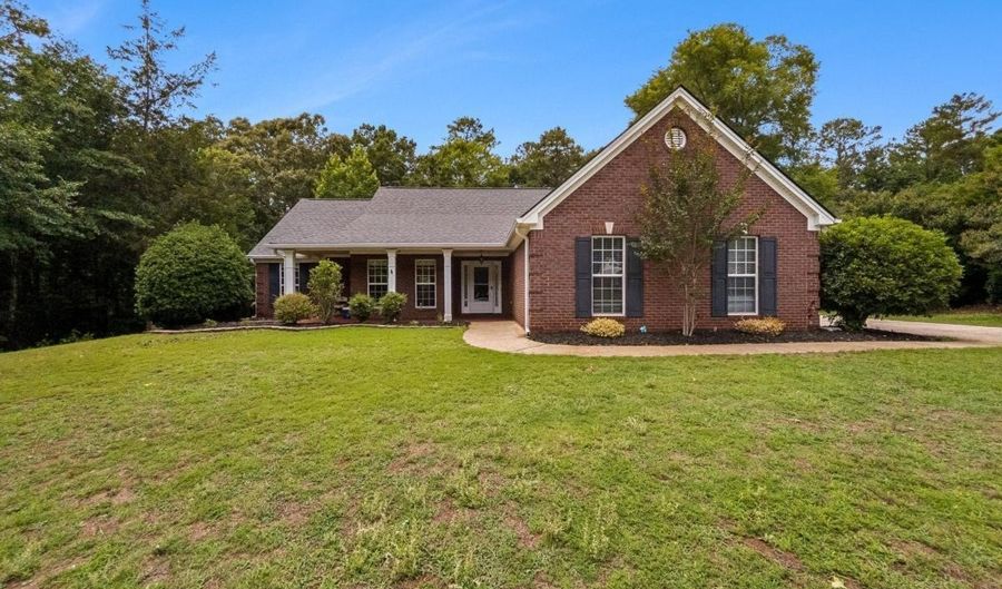 210 Lexington Cir, Athens, GA 30605 - 3 Beds, 2 Bath