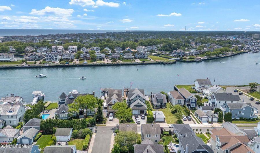 321 Mckinley Pl, Avon By The Sea, NJ 07717 - 3 Beds, 2 Bath
