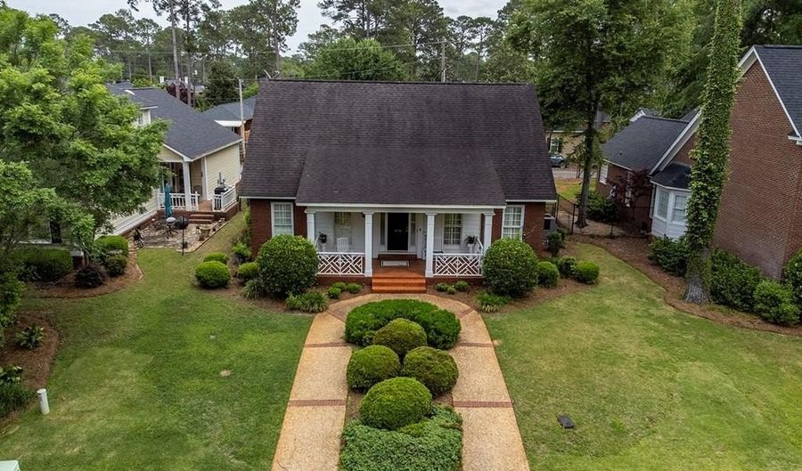 608 Russell Rd, Albany, GA 31707 - 3 Beds, 3 Bath