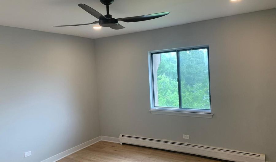 146 S Lalonde Ave 3B, Addison, IL 60101 - 1 Beds, 1 Bath