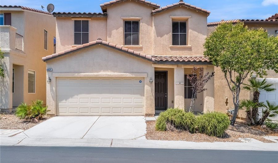 10925 Colour Magic St, Henderson, NV 89052 - 4 Beds, 3 Bath