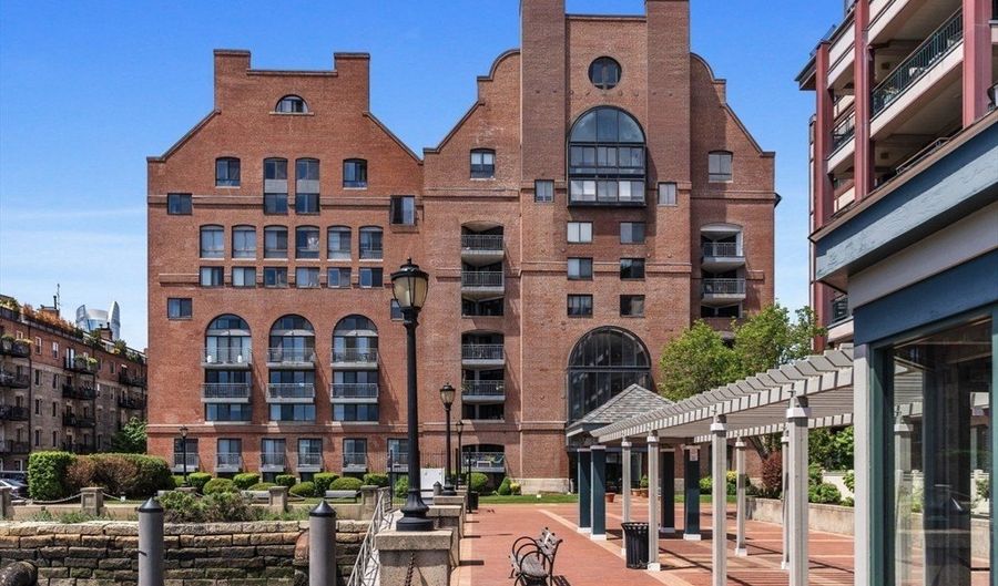 357 Commercial St 8, Boston, MA 02109 - 1 Beds, 1 Bath