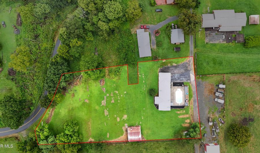 18478 County Park Rd, Abingdon, VA 24211 - 3 Beds, 2 Bath