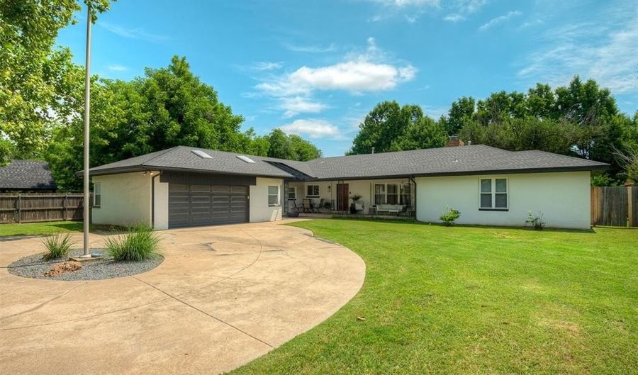 4004 N Thompkins Ave, Bethany, OK 73008 - 3 Beds, 2 Bath