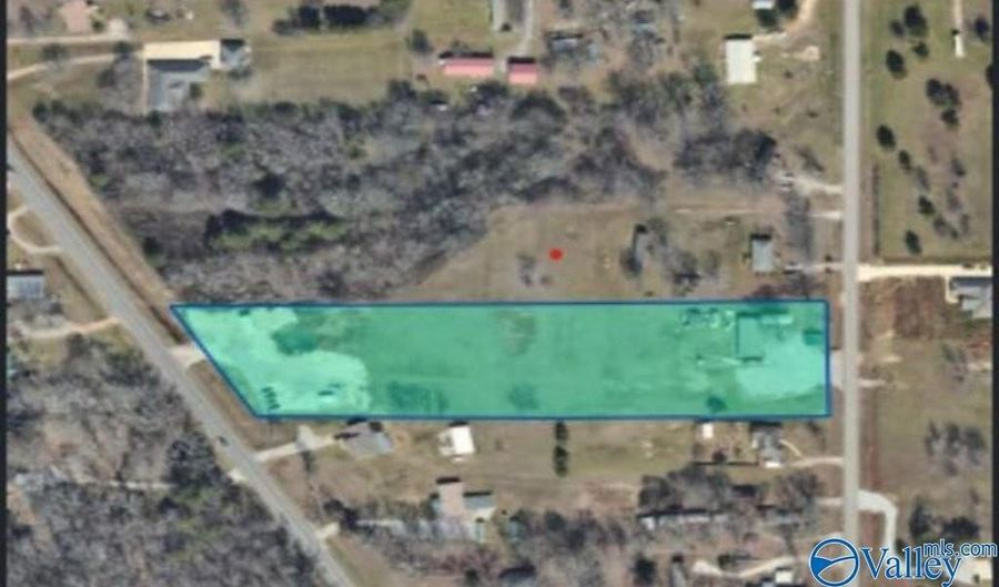 218 Macedonia Rd, Ardmore, AL 35739 - 3 Beds, 2 Bath