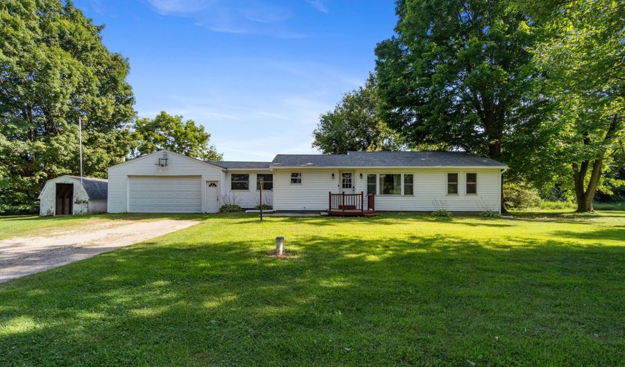 13333 Hutchisson Rd, Albion, MI 49224 - 3 Beds, 1 Bath
