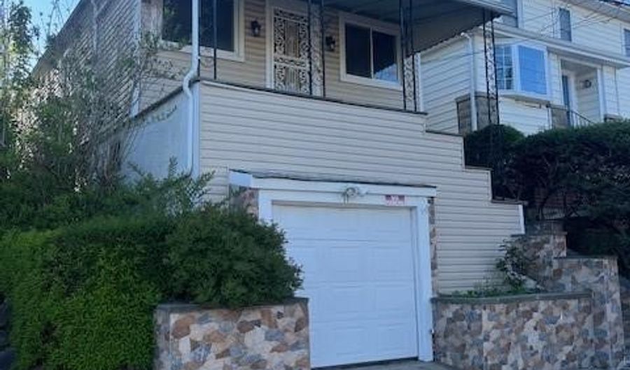 71 Sterling Ave, Yonkers, NY 10704 - 3 Beds, 2 Bath