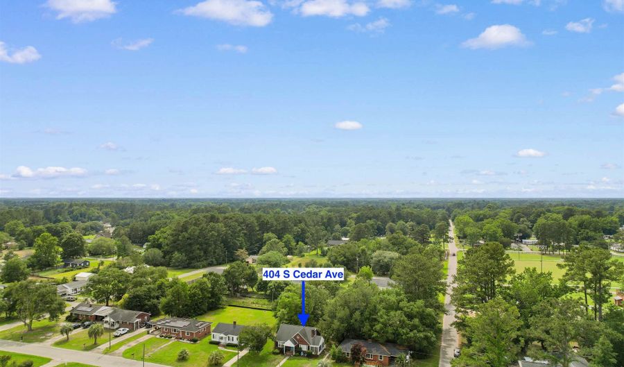 404 S Cedar Ave, Andrews, SC 29510 - 3 Beds, 1 Bath