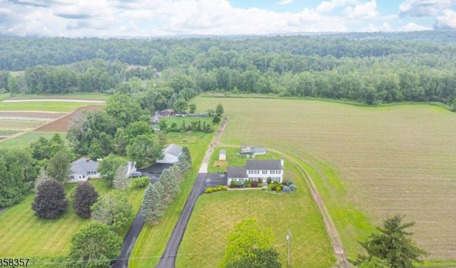 96 Brighton Rd, Andover, NJ 07821 - 4 Beds, 3 Bath