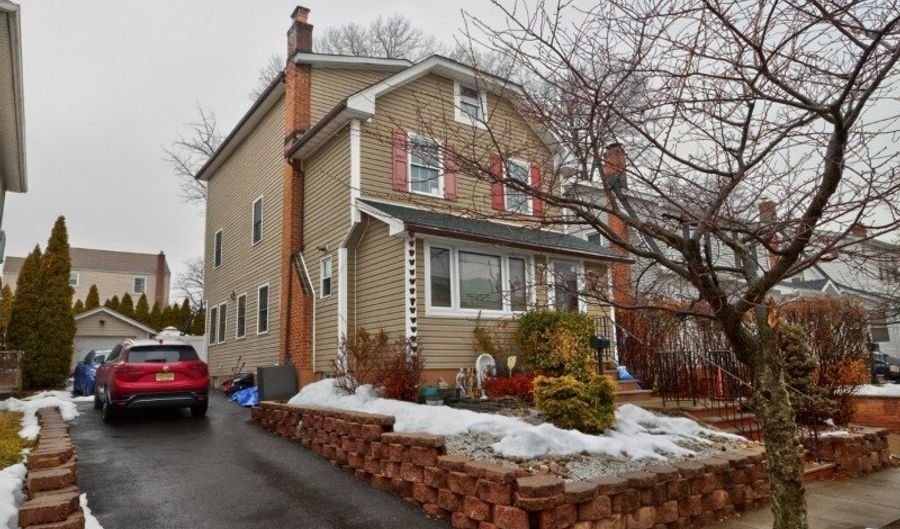 31 Mertz Ave, Belleville, NJ 07109 - 3 Beds, 3 Bath