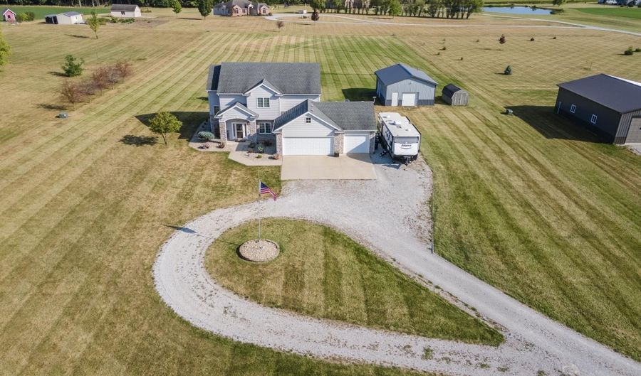 1929 County Road 40 Rd, Auburn, IN 46706 - 4 Beds, 3 Bath