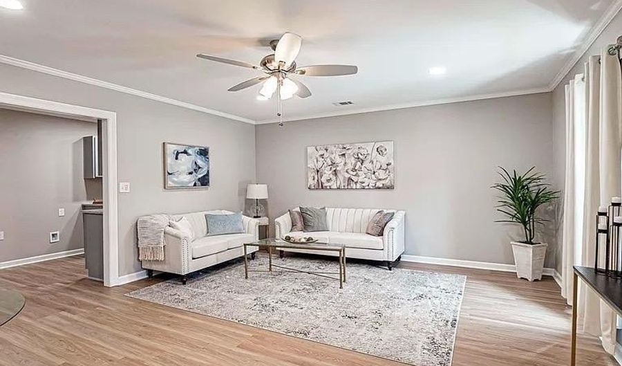 9986 Avenue C, Baton Rouge, LA 70807 - 3 Beds, 2 Bath