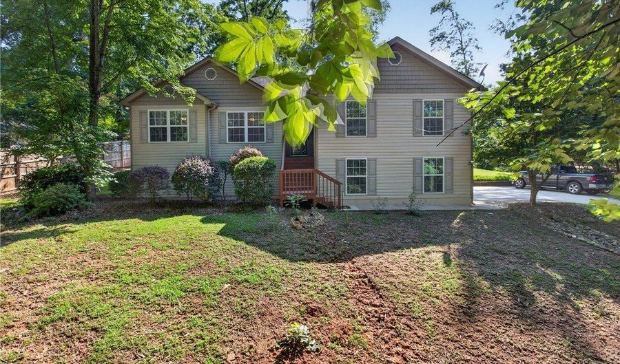151 Towne Creek Trl, Anderson, SC 29621 - 3 Beds, 2 Bath