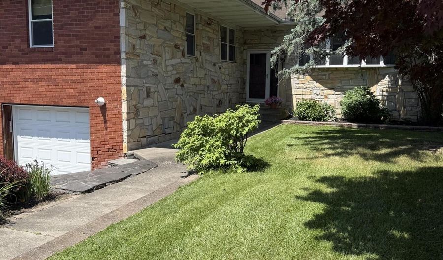 100 Huron St, Albany, NY 12203 - 5 Beds, 3 Bath
