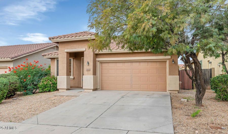 39148 N ACADIA Way, Anthem, AZ 85086 - 4 Beds, 2 Bath