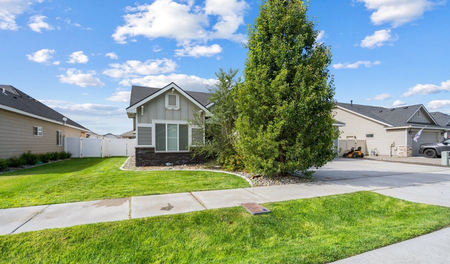 217 ROME St, Boardman, OR 97818 - 3 Beds, 2 Bath