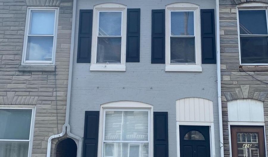 424 LOCUST St, Reading, PA 19604 - 5 Beds, 1 Bath
