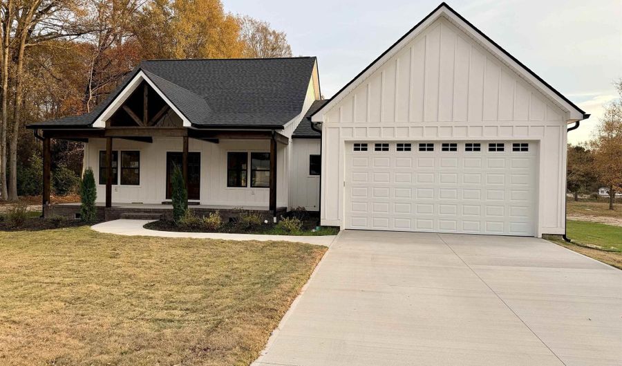 406 Edgewood Dr, Belton, SC 29627 - 3 Beds, 3 Bath