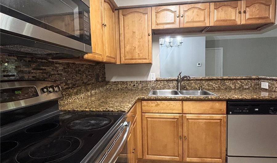 238 AFTON Sq 302, Altamonte Springs, FL 32714 - 2 Beds, 2 Bath