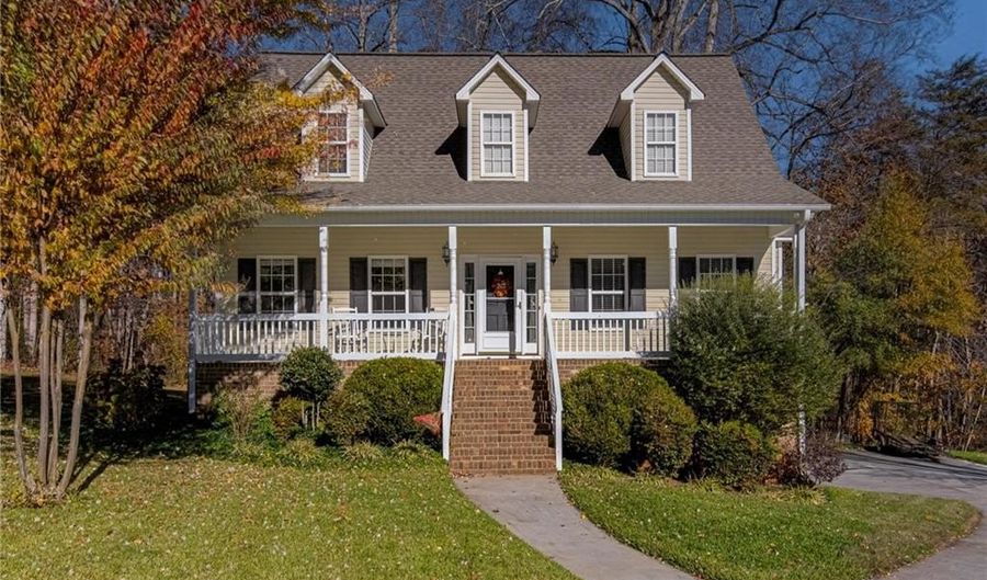 118 Hagen Rd, Advance, NC 27006 - 3 Beds, 4 Bath