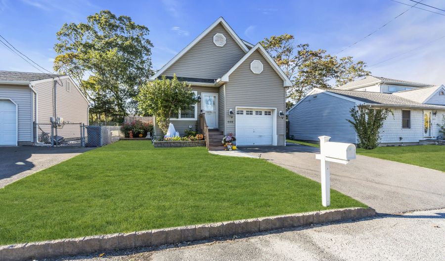 808 Beach Ave, Beachwood, NJ 08722 - 3 Beds, 2 Bath