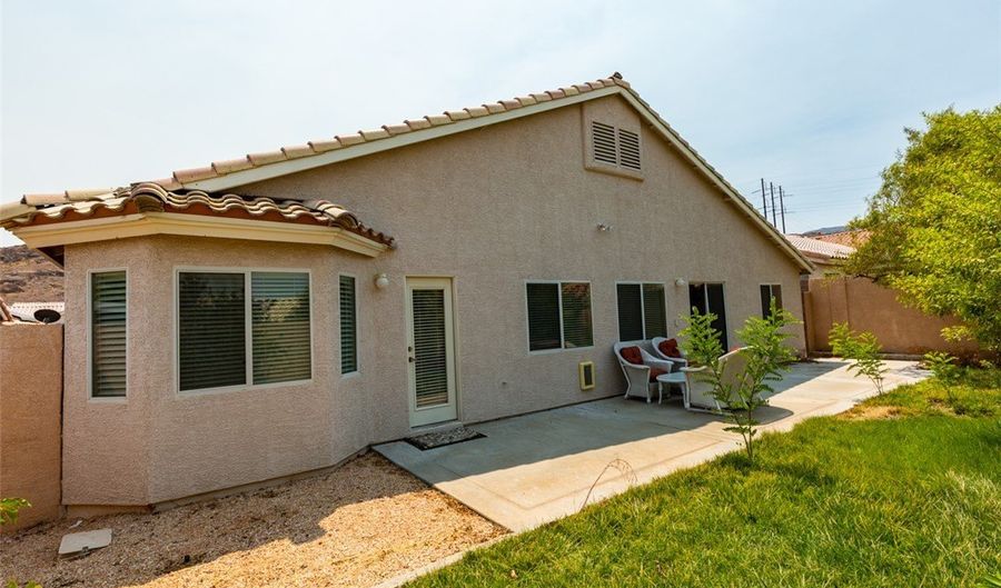82 Rattlesnake Grass Ct, Henderson, NV 89002 - 4 Beds, 3 Bath