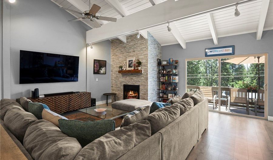 830 Oriole Way 7, Incline Village, NV 89451 - 4 Beds, 4 Bath