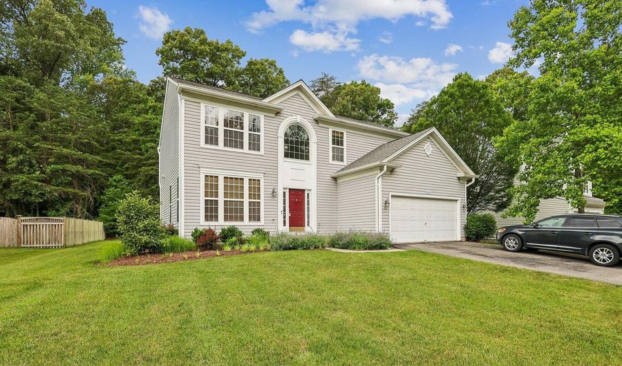 8006 OAT CHASE Ln, Bowie, MD 20715 - 4 Beds, 3 Bath