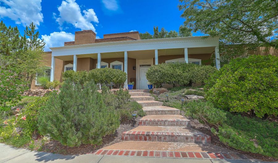 1724 AVENIDA ALTURAS NE, Albuquerque, NM 87110 - 3 Beds, 3 Bath