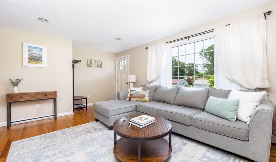 50 Dogwood Ln, Bristol, CT 06010 - 3 Beds, 3 Bath