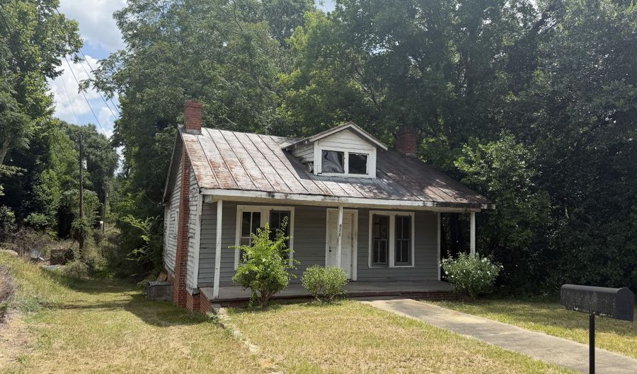 576 Laurens St NW, Aiken, SC 29801 - 0 Beds, 0 Bath