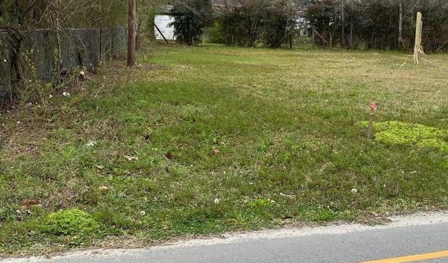 114 Magnolia St, Bonneau, SC 29431 - 0 Beds, 0 Bath