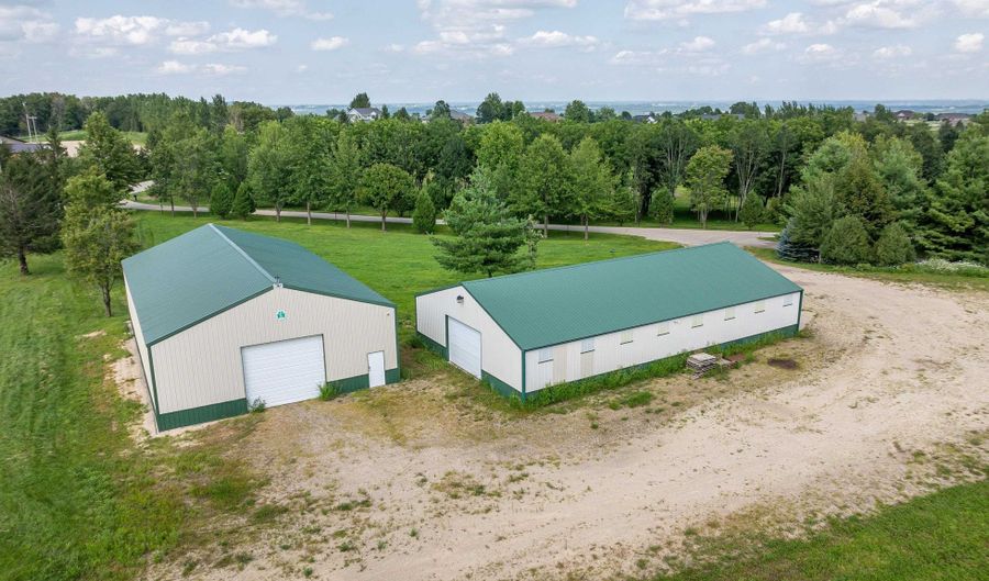 16978 Asbury, Asbury, IA 52002 - 5 Beds, 6 Bath